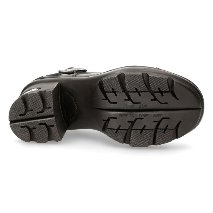 M-NEOTYRE002-C1