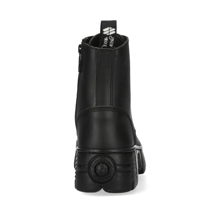 M-WALL083C-V8